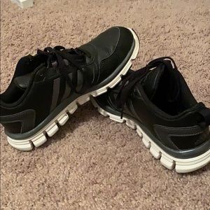 Black Adidas Tennis Shoes